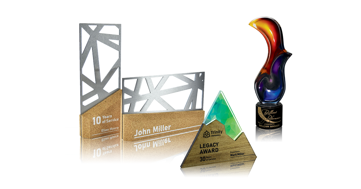 Oak Finish Wood Plaque - American Trophies & Awards